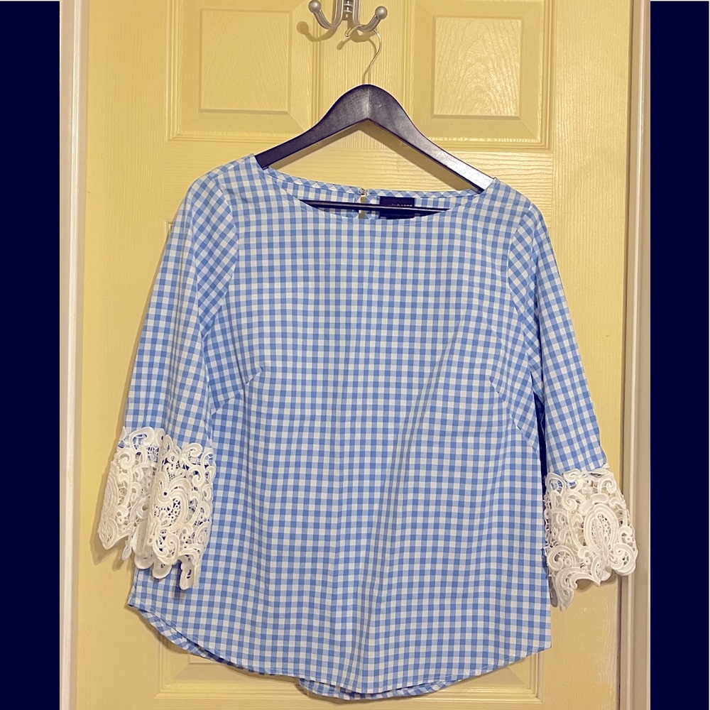 Classy Liz Claiborne Career Elbow Lace Sleeve Top - Picture 1 of 7